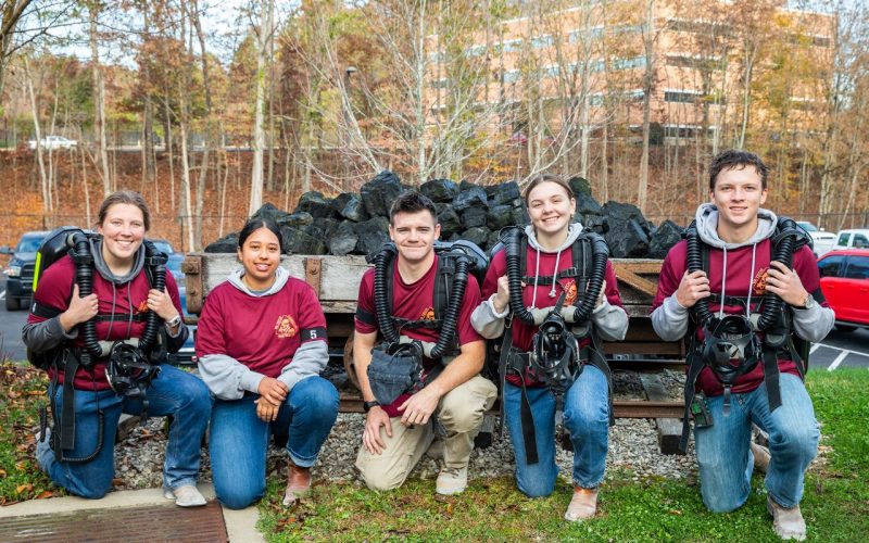 Mine rescue team students. 